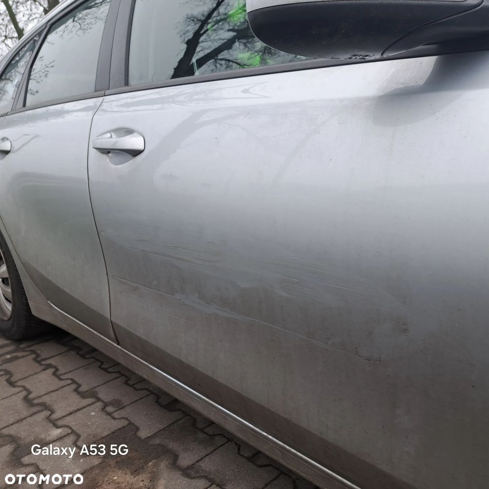 Kia Ceed 1.6 CRDi SCR M - 27