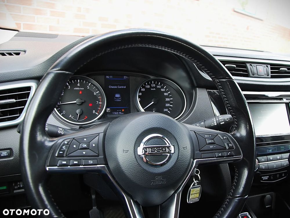 Nissan Qashqai 1.3 DIG-T Acenta DCT - 28
