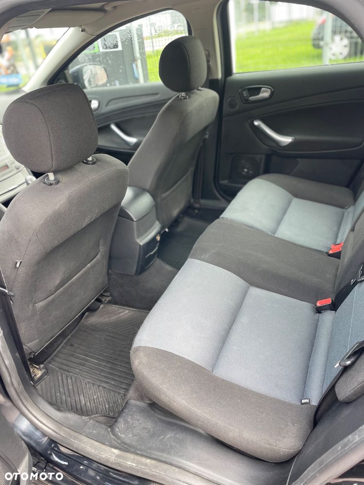 Ford Mondeo 2.0 Titanium - 11