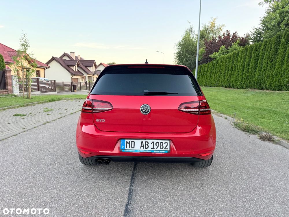 Volkswagen Golf - 19