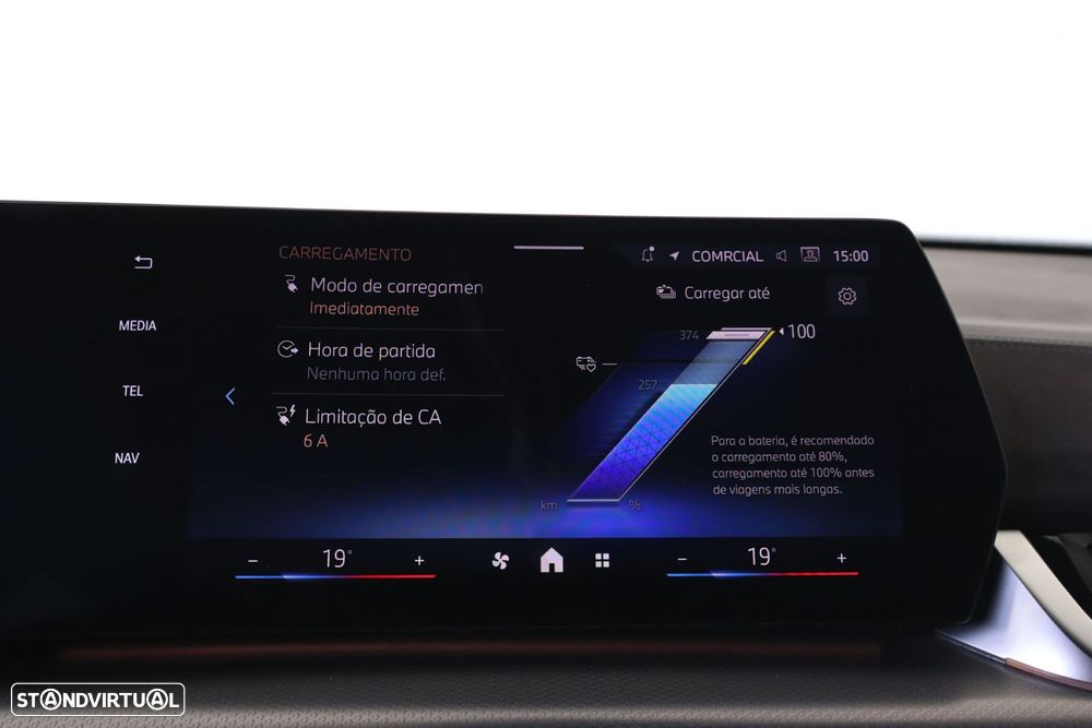 BMW iX2 eDrive20 Pack Desportivo M - 44