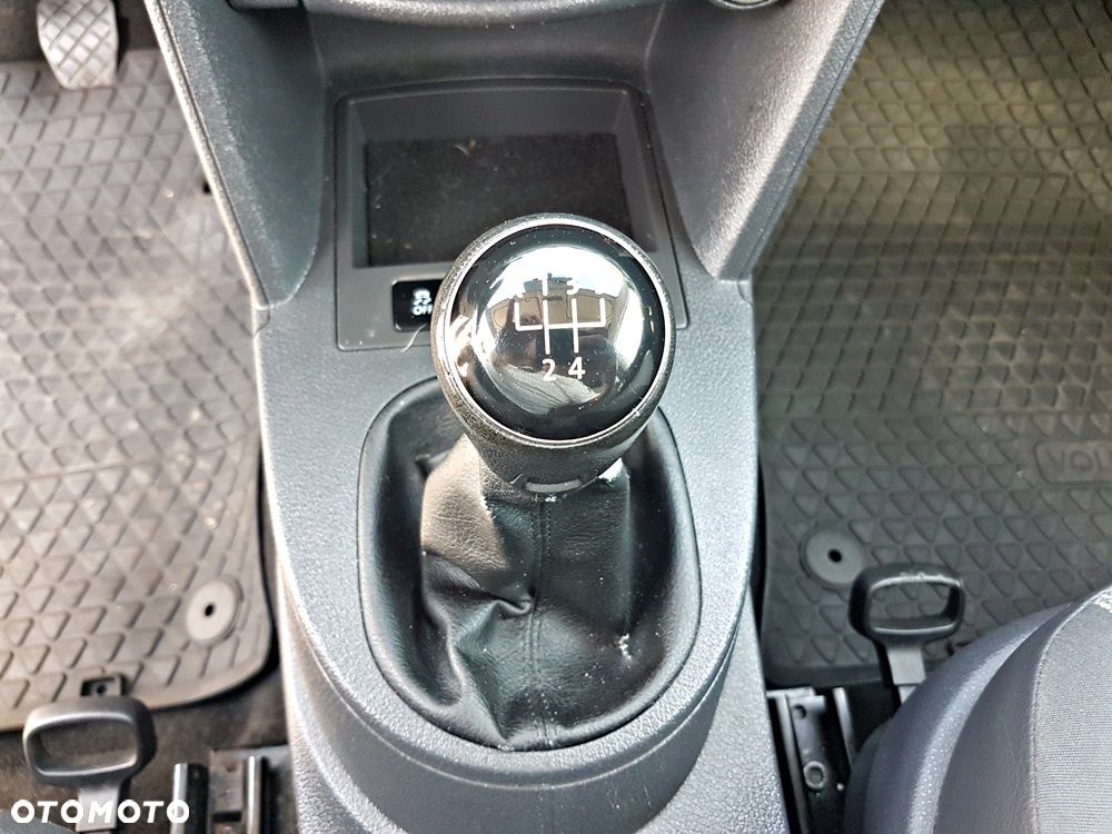 Volkswagen Caddy Mixt - 18