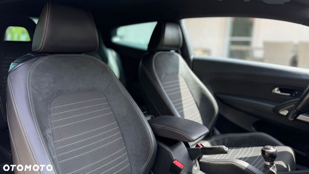 Volkswagen Scirocco 1.4 TSI R-Style - 17
