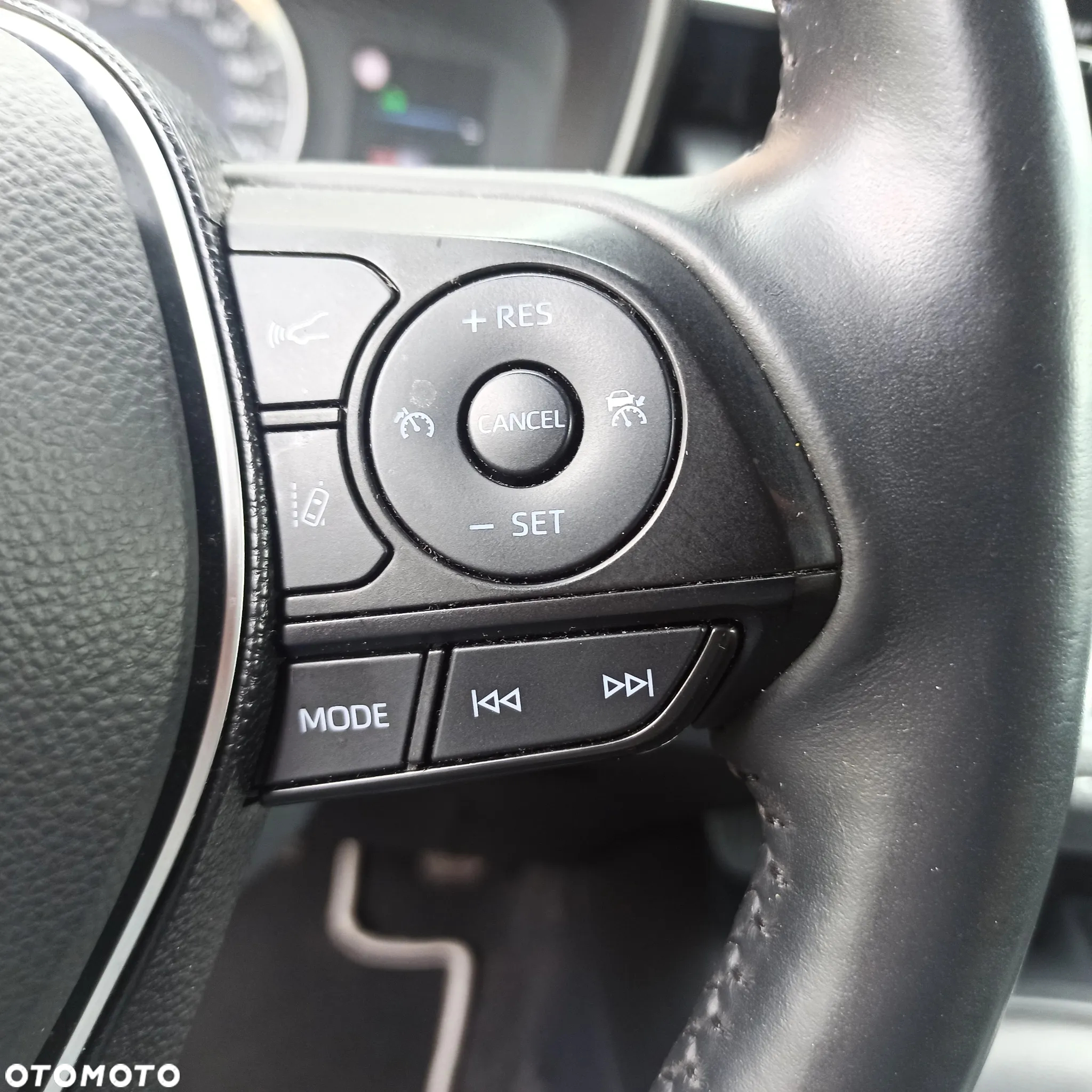 Toyota Corolla - 24