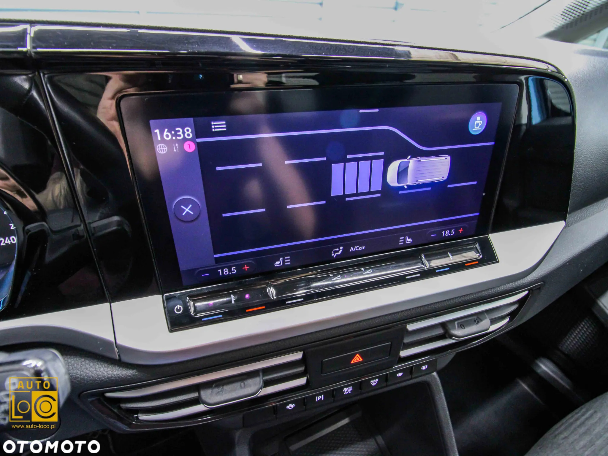 Ford Tourneo Connect Grand - 26