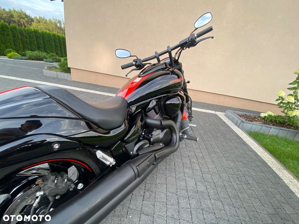 Suzuki Boulevard - 4