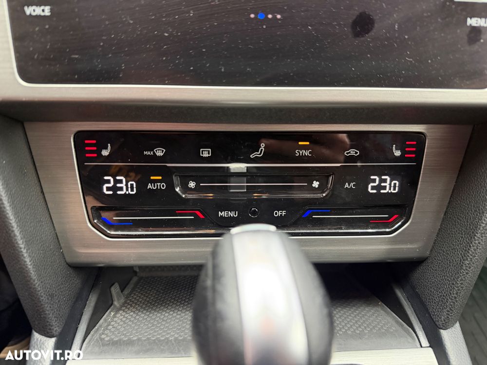 Volkswagen Passat 2.0 TDI DSG Comfortline - 16