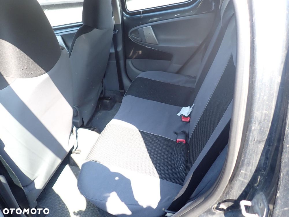 CZĘŚCI - Toyota Aygo I 1,0 67KM 1KR-FE 1KR-B52 HB 5D 5B lakier 1E0 2008r. INDEX - 10223 - 8