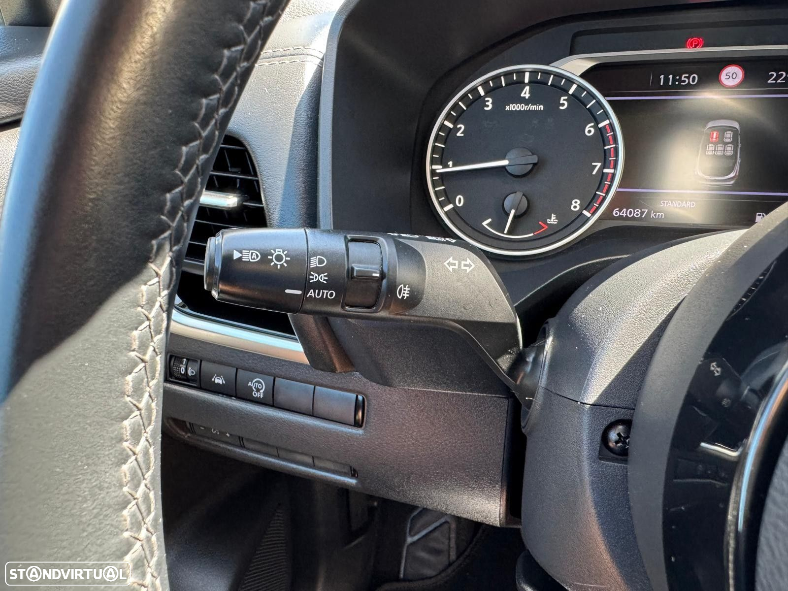 Nissan Qashqai 1.3 DIG-T N-Connecta J18 Led - 19