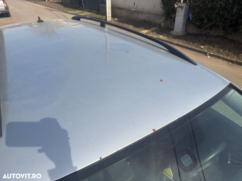 Volkswagen Passat 2.0 TDI 4Motion BlueMotion Technology Comfortline DSG - 17