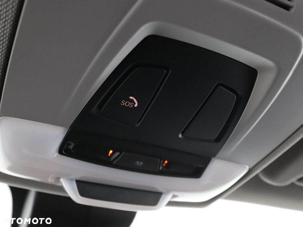 BMW X1 sDrive18d Advantage - 35