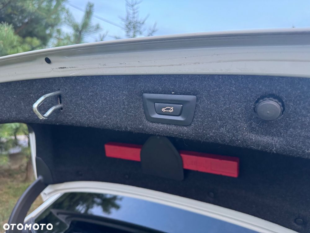 BMW Seria 5 520i M Sport sport - 22