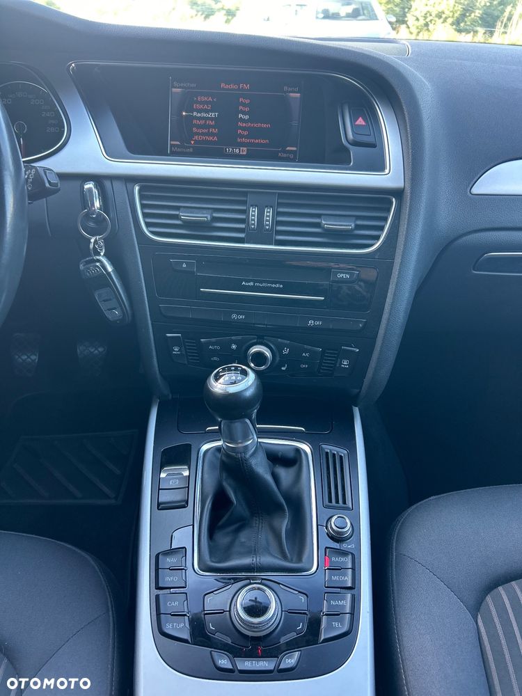 Audi A4 Avant 2.0 TDI DPF S line Sportpaket - 13