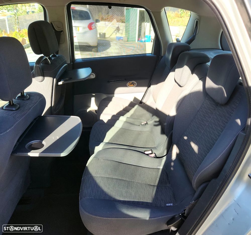 Renault Scénic 1.5 dCi SE Exclusive II - 12