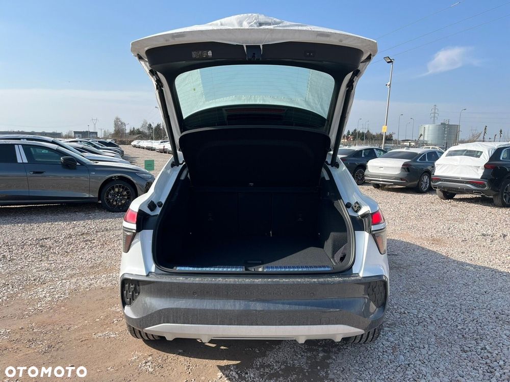 Audi Q3 Sportback - 5