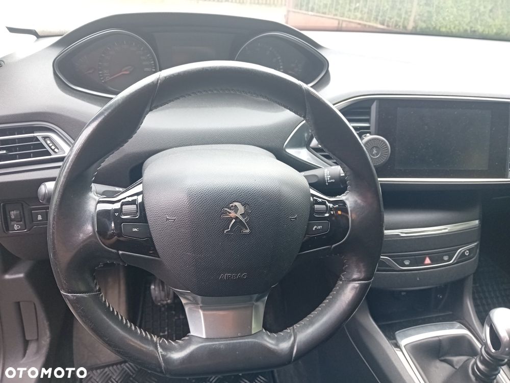 Peugeot 308 1.6 THP Access - 5