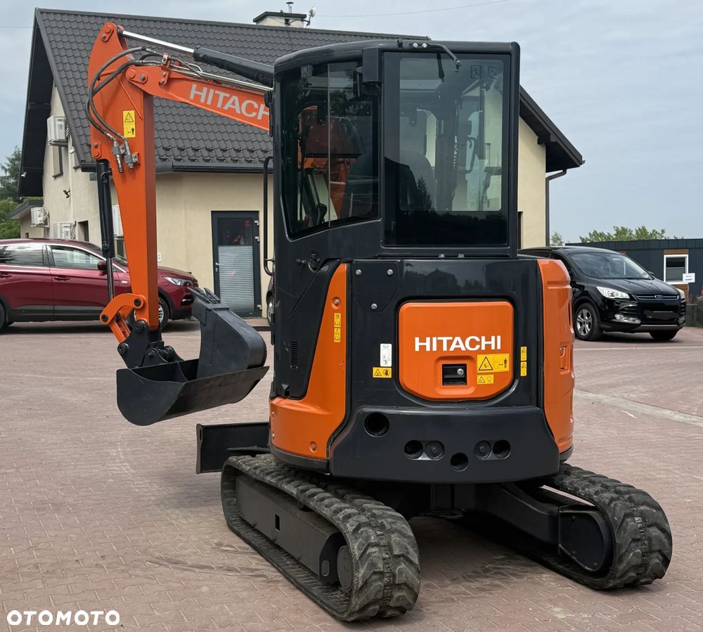 Hitachi ZX33U ZAXIS - 7
