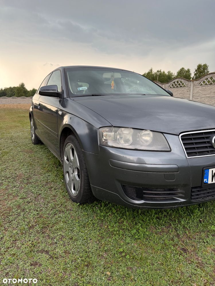 Audi A3 3-drzwiowe 2.0 FSI Ambiente - 4