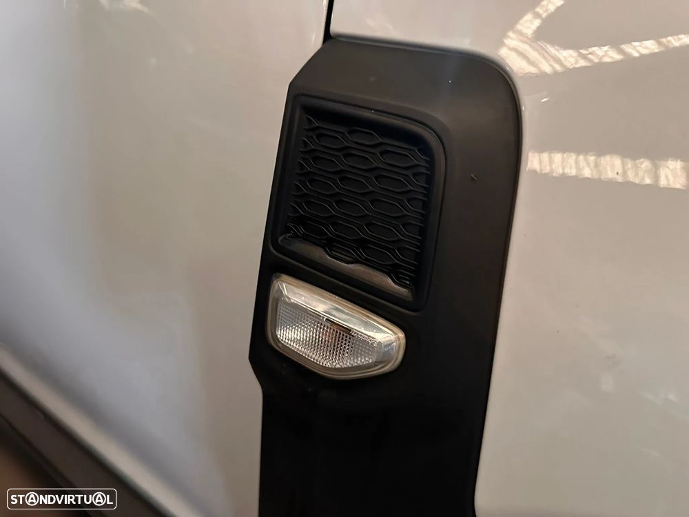 Dacia Duster II 1.0 TCe LPG Gasolinagas (GPL) 91 cv  67 kW 2021-2026 para peças - 15