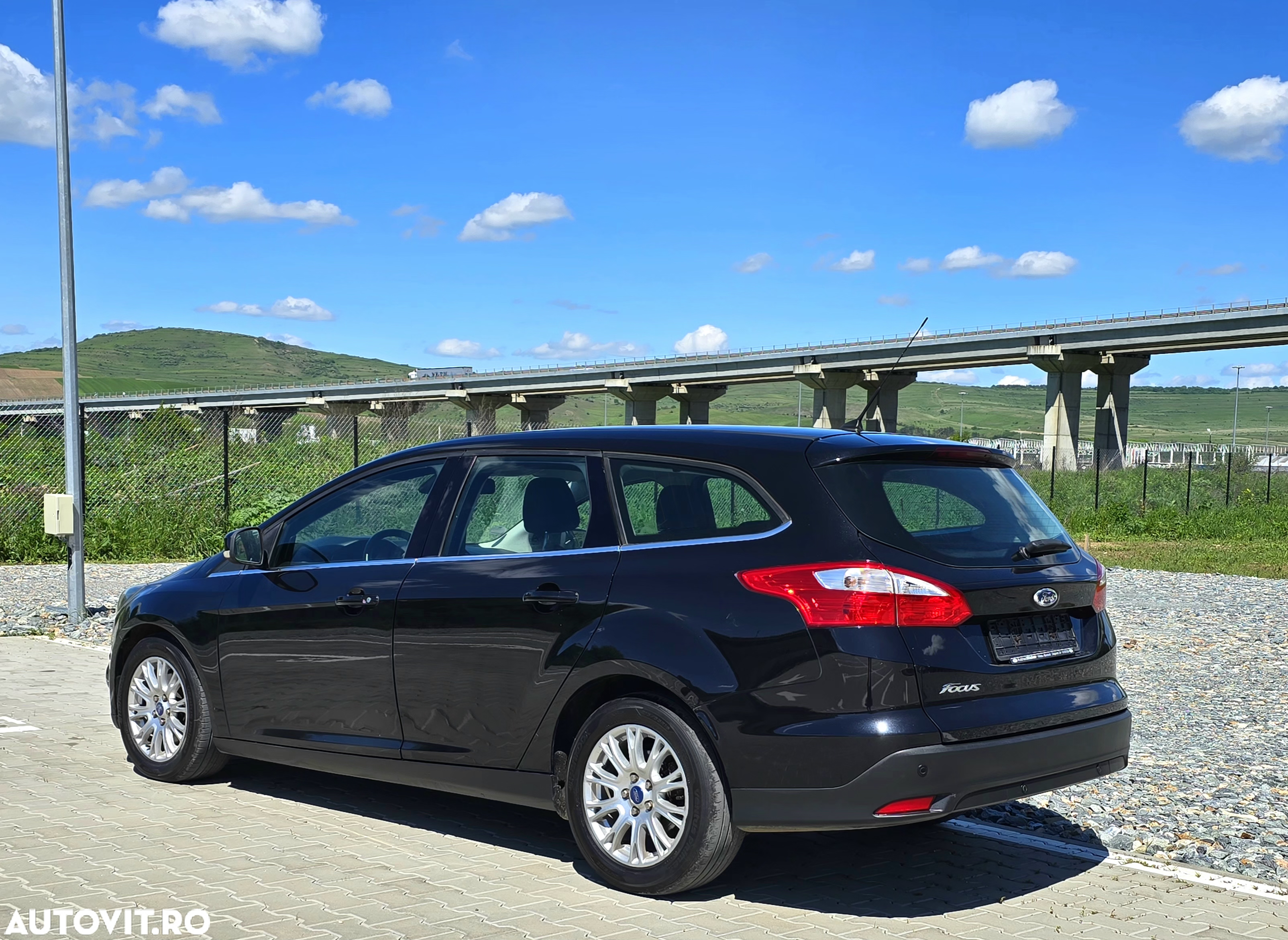 Ford Focus 1.6 Ecoboost Start Stop Titanium - 12