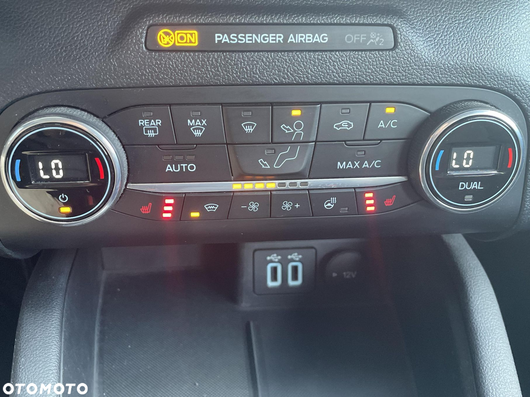 Ford Kuga 2.5 FHEV FWD Titanium - 22