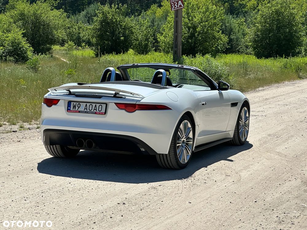 Jaguar F-Type R-Dynamic - 7