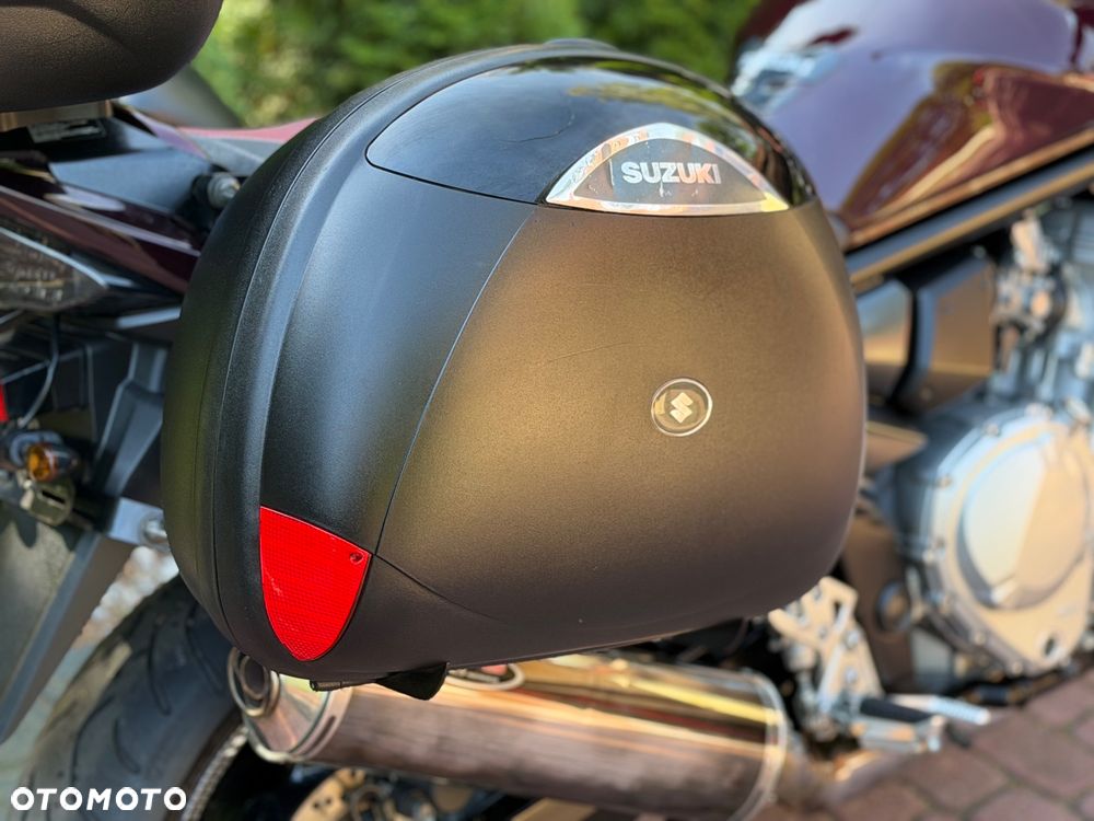Suzuki Bandit - 24