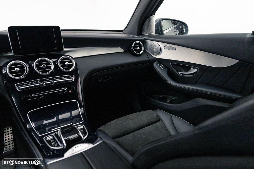Mercedes-Benz GLC 220 d 4Matic 9G-TRONIC AMG Line - 17