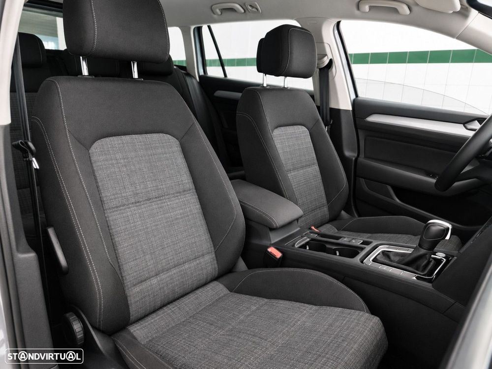 Volkswagen Passat Variant 2.0 TDI Business DSG — fotografia 12