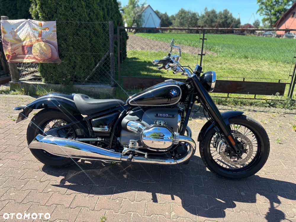 BMW R - 1