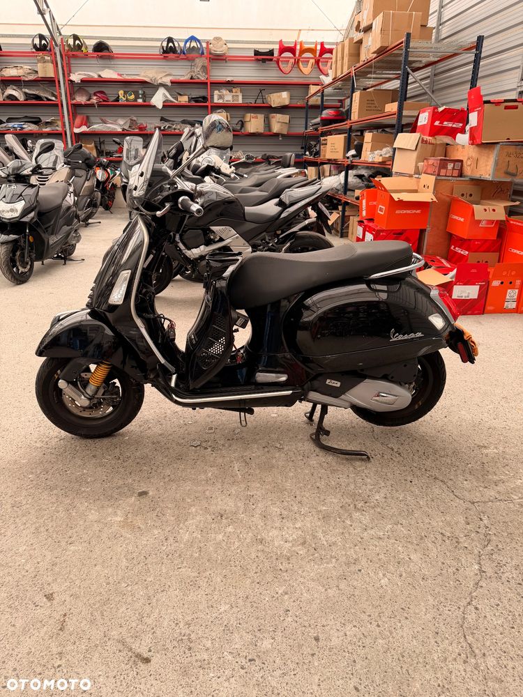 Vespa GTS - 5