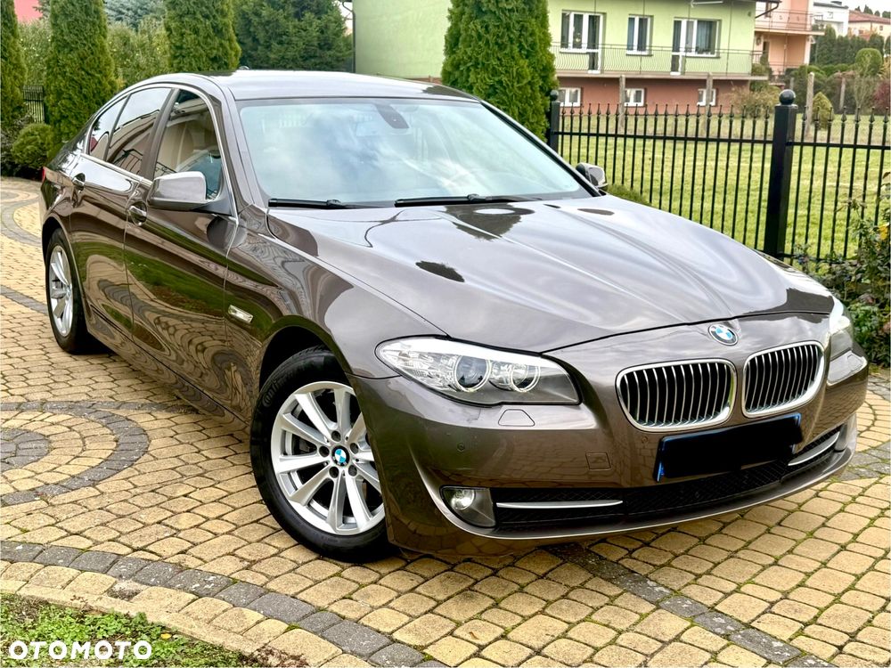 BMW Seria 5 ver-520d - 2