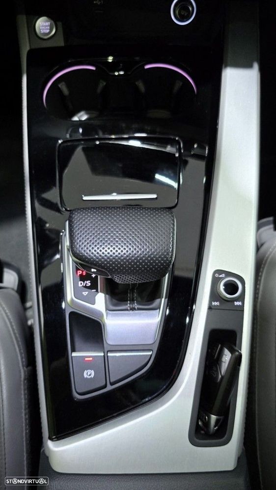 Audi A4 Avant 35 TDI S line S tronic - 31