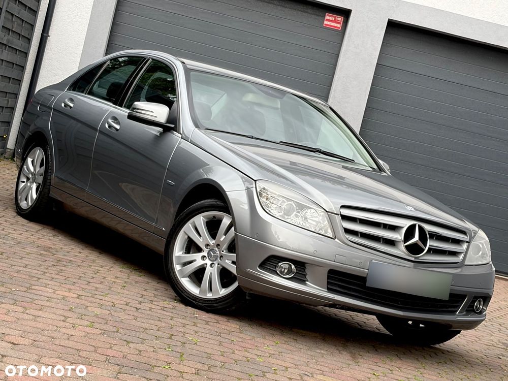 Mercedes-Benz Klasa C 180 Kompressor BlueEFFICIENCY Elegance - 6