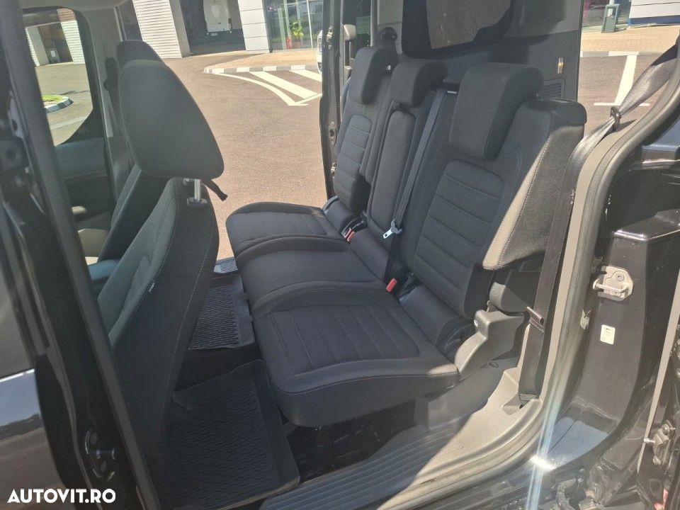 Ford Tourneo Connect - 15