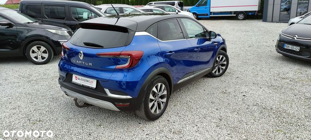 Renault Captur - 25