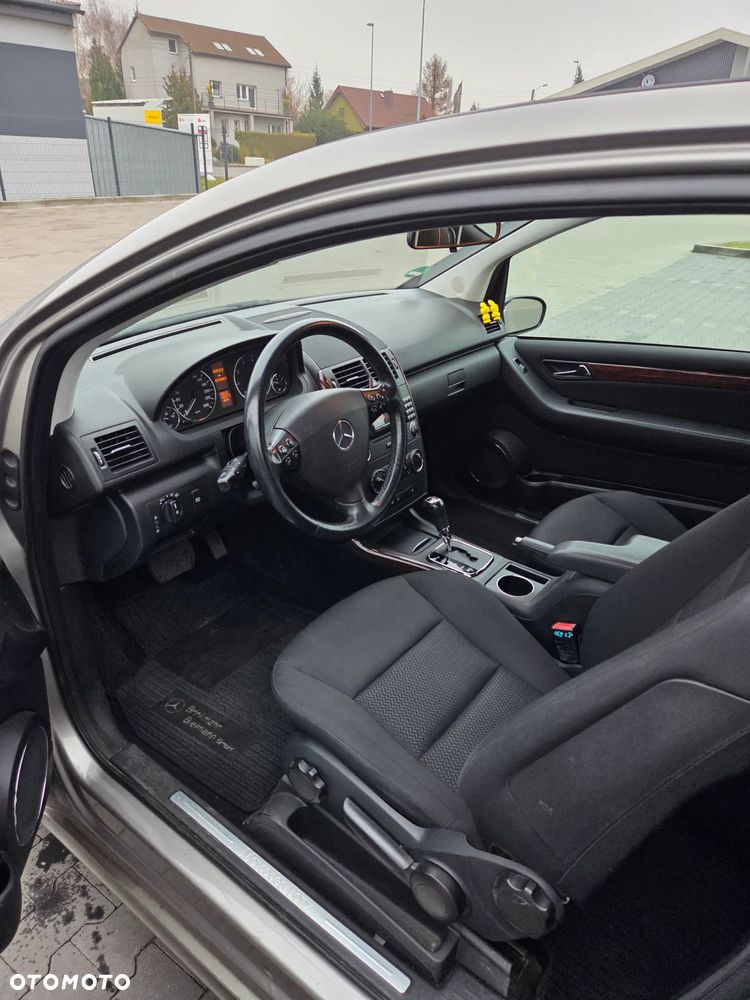 Mercedes-Benz Klasa A 170 Autotronic Elegance - 8