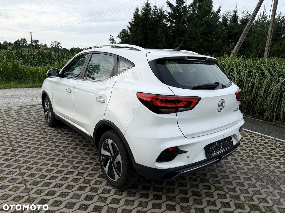 MG ZS Hybrid+ - 3