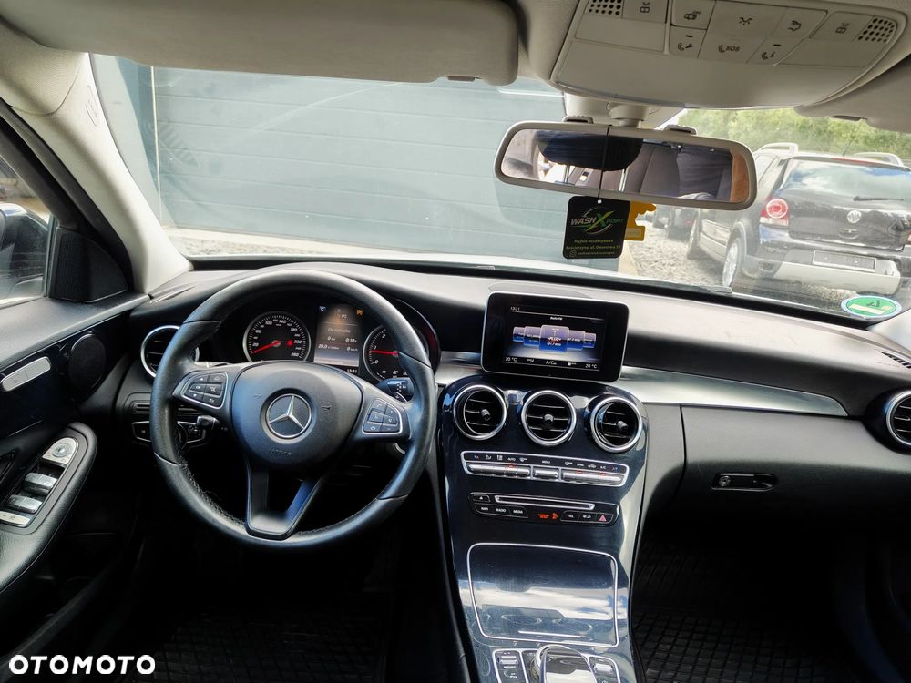 Mercedes-Benz Klasa C 200 d 9G-TRONIC - 30