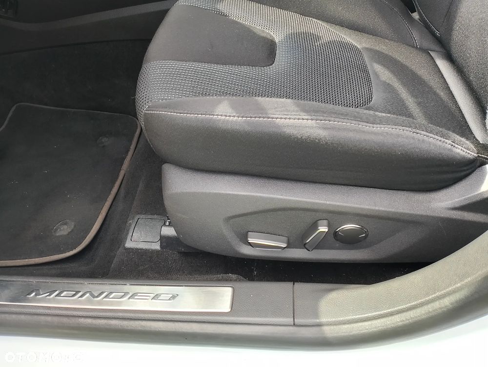 Ford Mondeo - 14