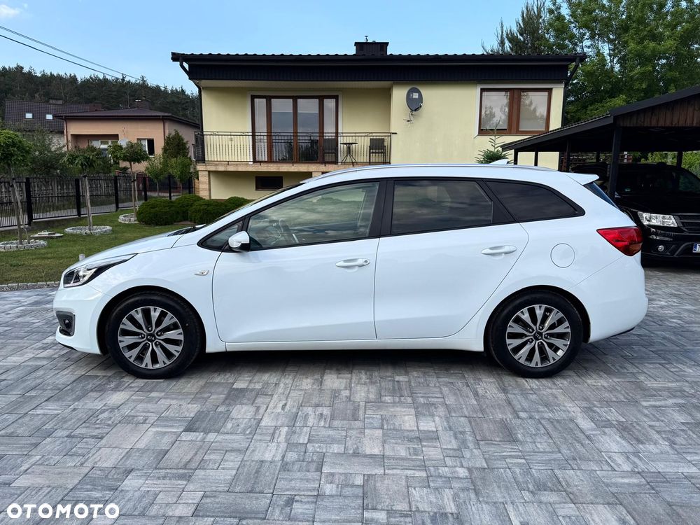 Kia Ceed 1.4 CVVT Dream-Team Edition - 8