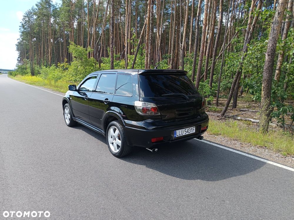 Mitsubishi Outlander 2.0 Turbo 4WD - 3