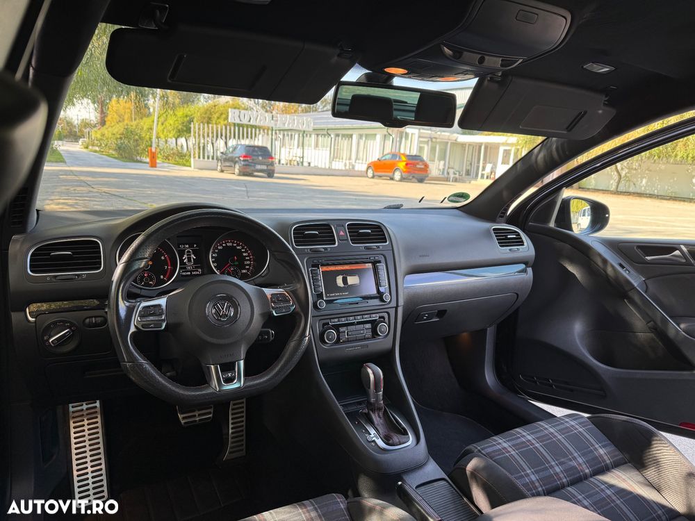 Volkswagen Golf 2.0 GTI DSG - 18