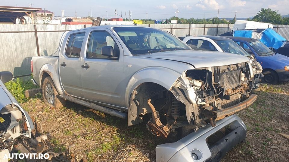 Dezmembrez Nissan NAVARA D40 2.5 diesel an 2006 - 6