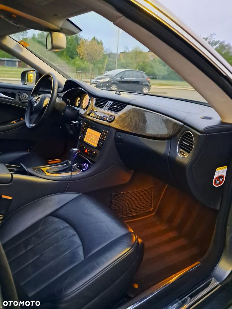 Mercedes-Benz CLS 320 CDI - 21