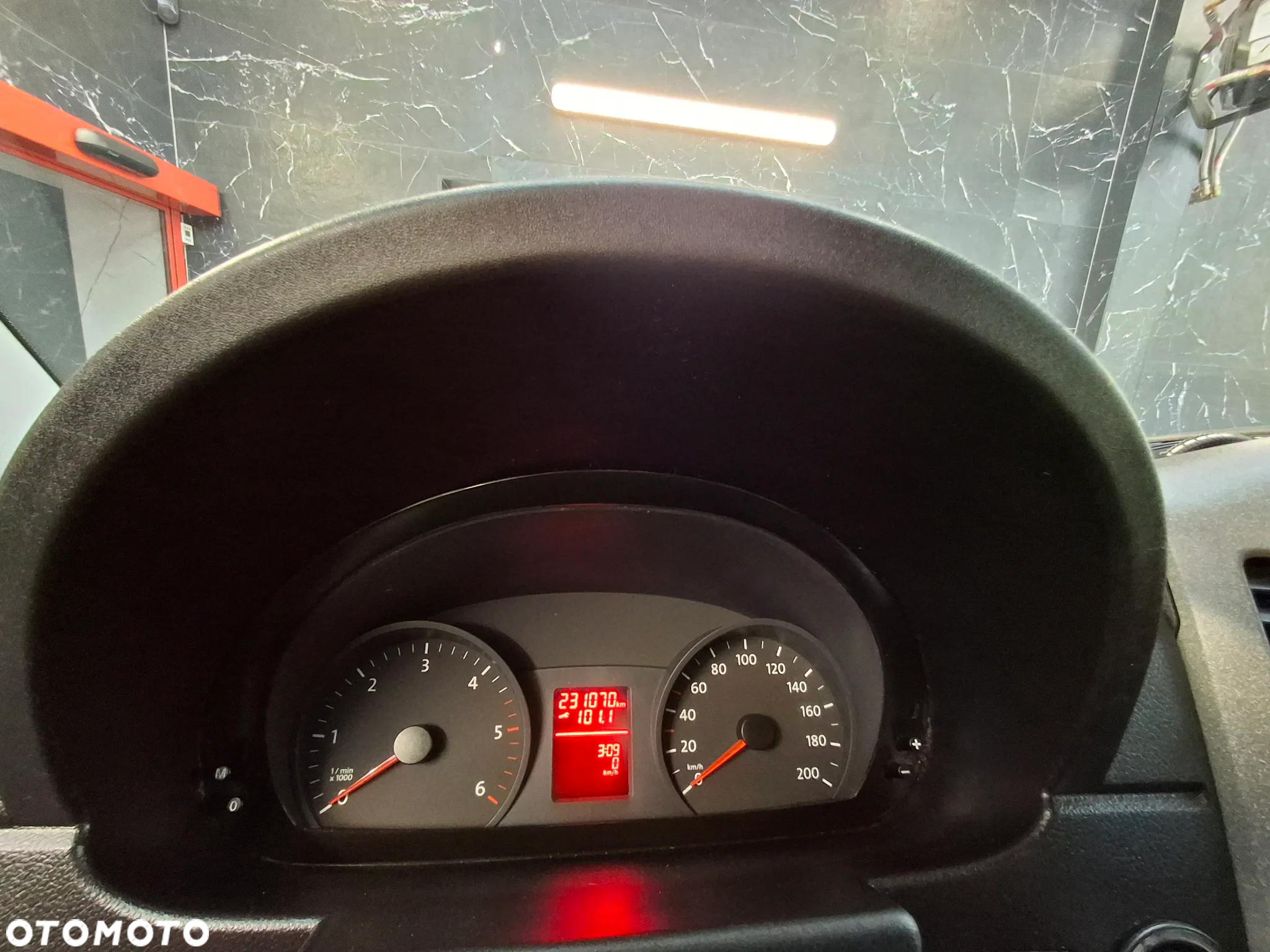 Volkswagen Crafter Lift 2016r Doka Brygadówka Dubel Kabina 7 Osób Plandeka Hak Webasto Klimatyzacja - 11