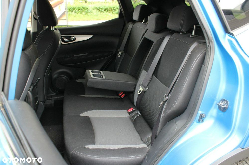 Nissan Qashqai 1.6 DIG-T N-Connecta - 14