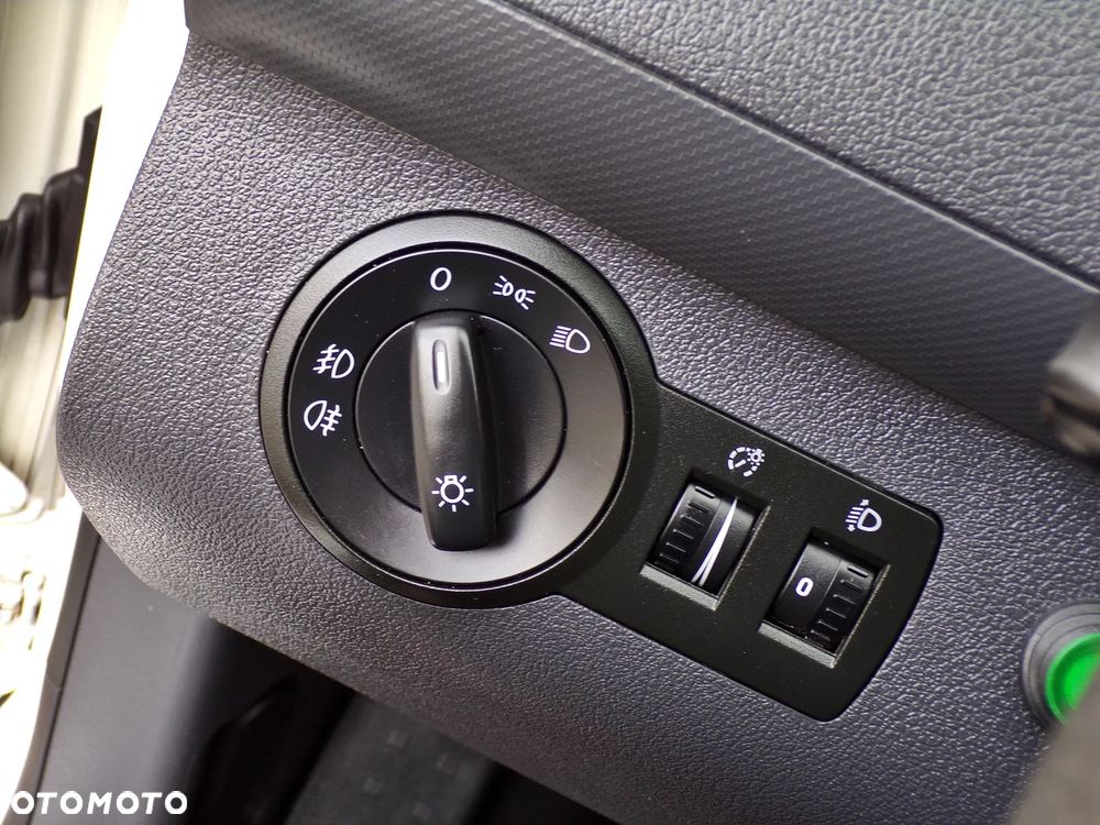 Volkswagen CADDY - 19