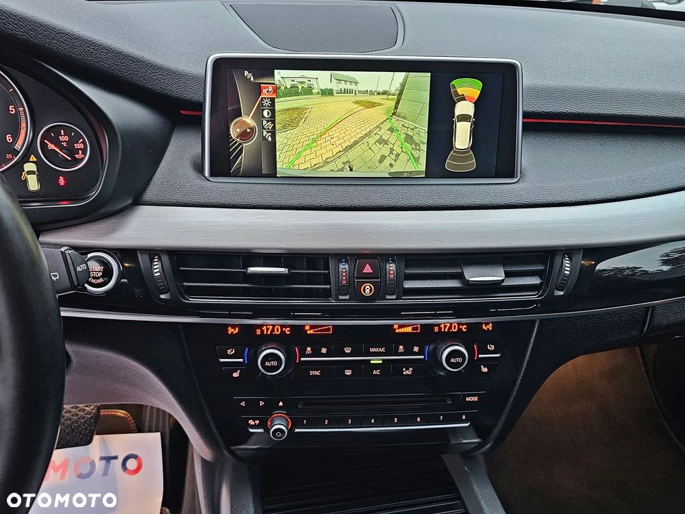 BMW X5 xDrive30d Sport-Aut - 22