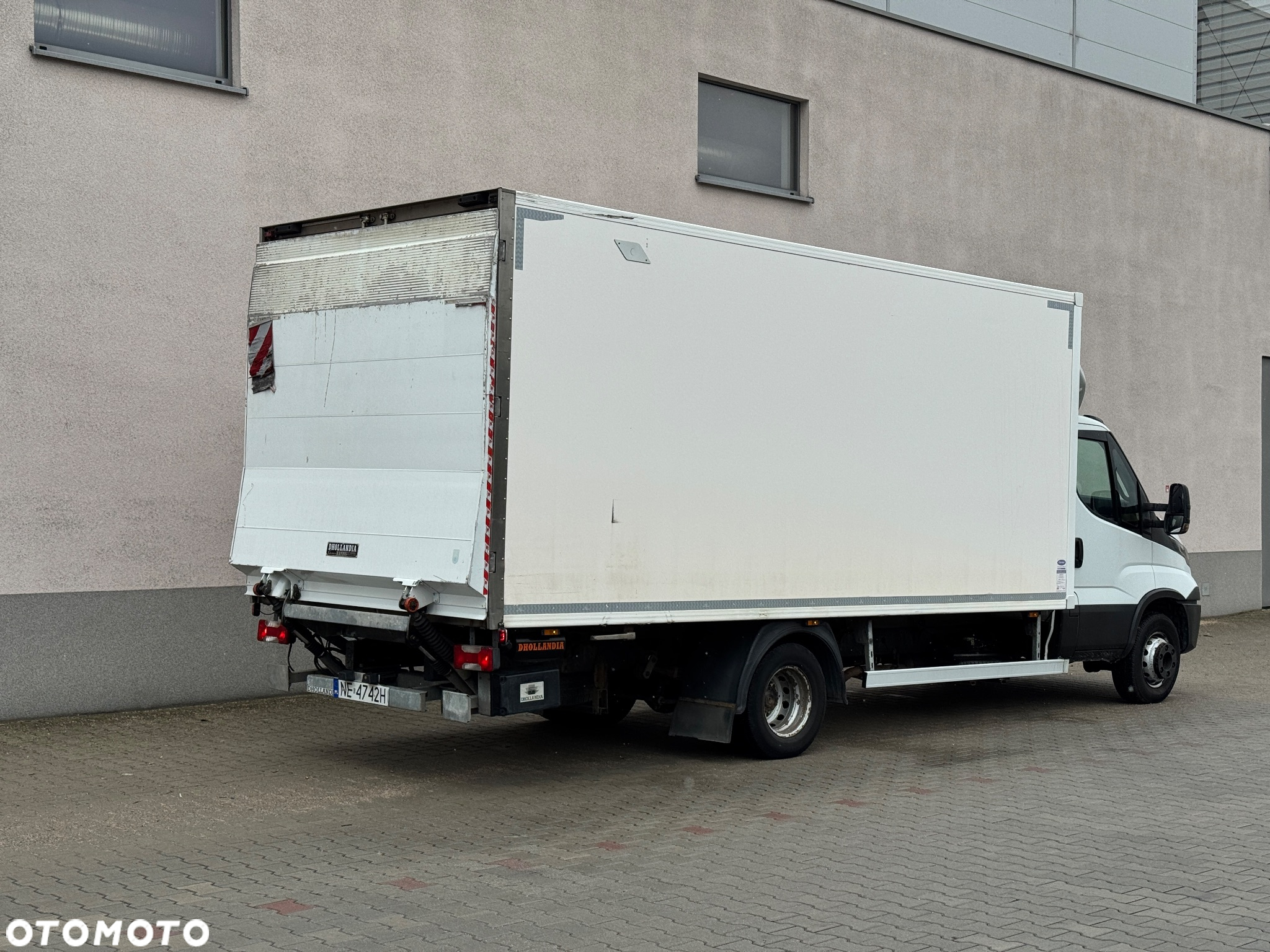 Iveco 70C18 - 3